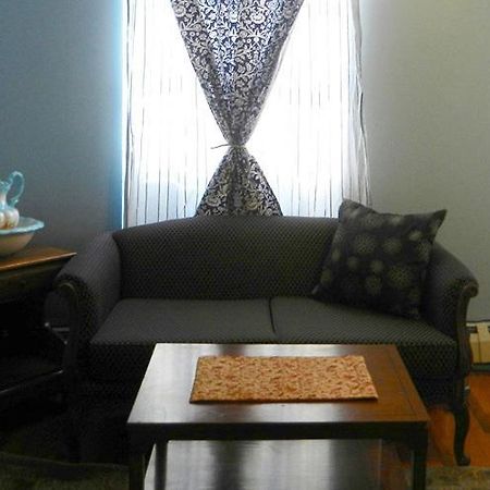 Efuru Guest House Nueva York Habitación foto